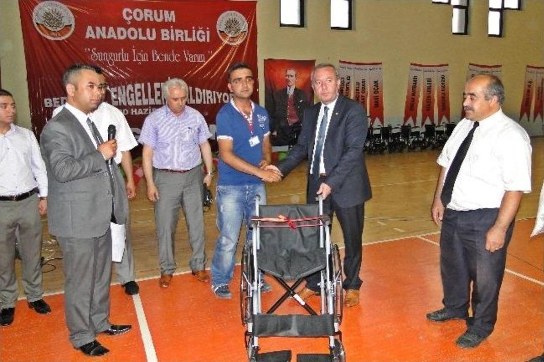Sungurlu'da 20 Adet Tekerlekli Sandalye Dağıtıldı