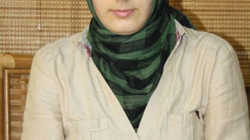 Siirtli G&uuml;listan, Imkansızlıklar I&ccedil;inde &Uuml;niversite Birincisi Oldu