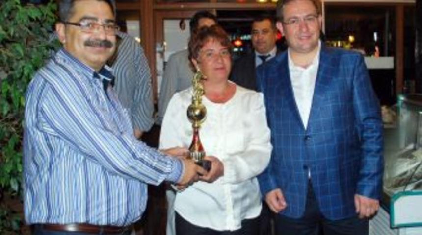 1922 M&uuml;tarekespor Şampiyonluğunu Kutladı