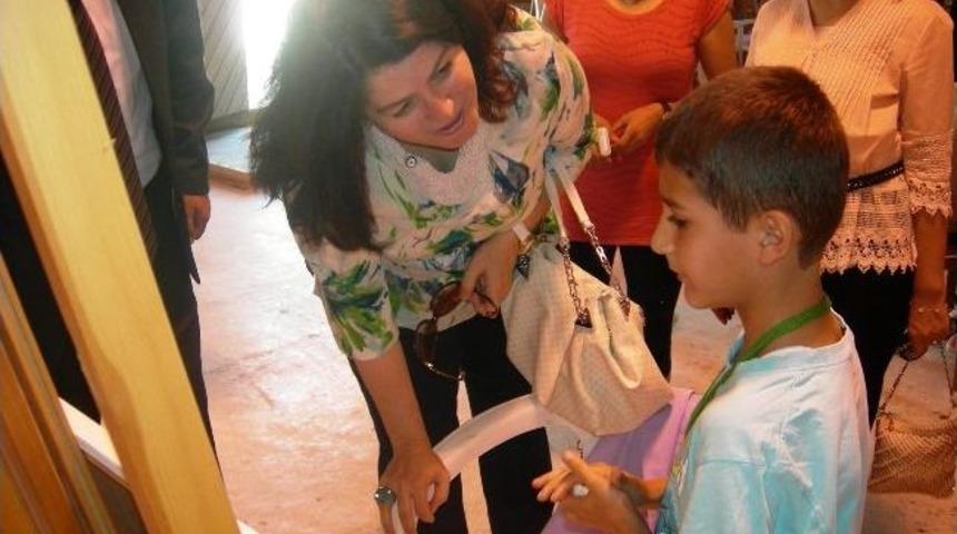 G&ouml;n&uuml;l El&ccedil;ileri İle "7 Mutlu G&uuml;n" Projesi