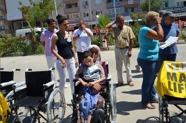 Ortaca’da Engelliye Tekerlekli Sandalye