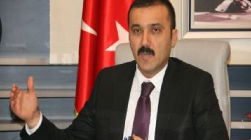 D&uuml;zce Belediye Başkanı Bayram Berat Kandilini Kutladı