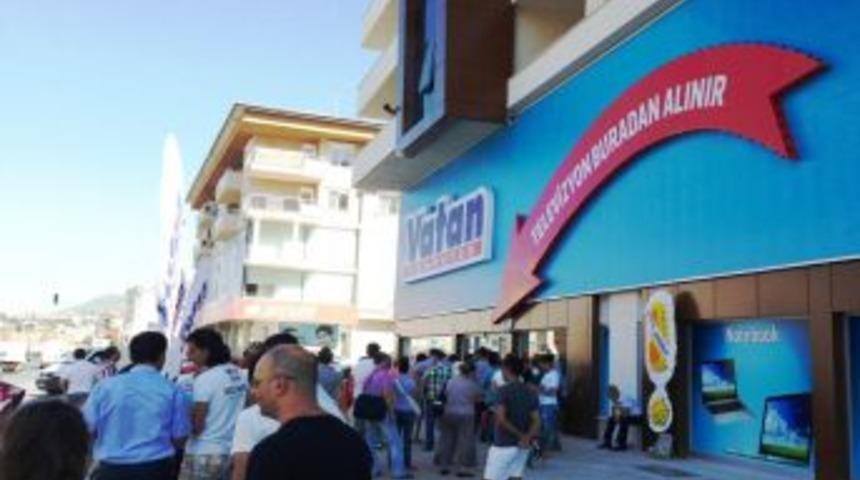 76&rsquo;ncı Mağazasını Alanya&rsquo;da A&ccedil;tı