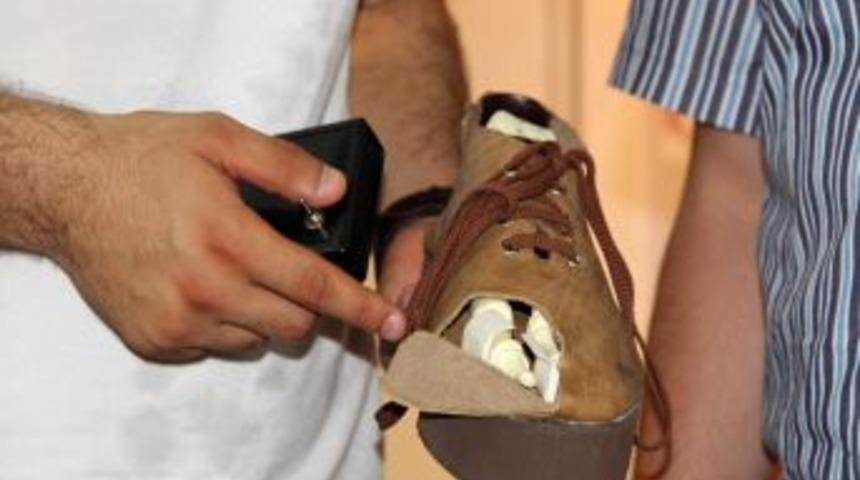 Bu Ayakkabı, Uzaktan Kumandayla Ayakları Tedavi Ediyor