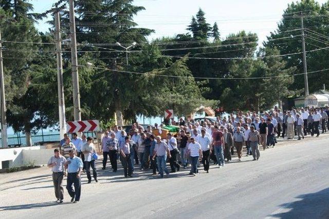 Savcı Turan Babasını Son Yolculuğuna Uğurladı