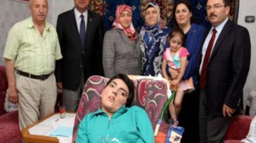 Almanya'dan Kazandıkları Tazminatla Okul Yaptırıyorlar