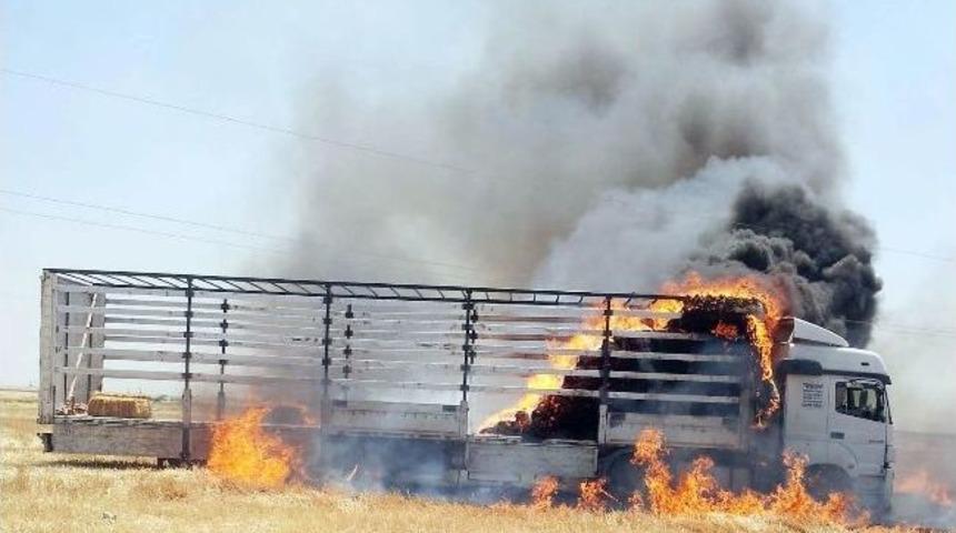 Y&uuml;ksek Gelirim Terlerine Takılan Tır Alev Aldı