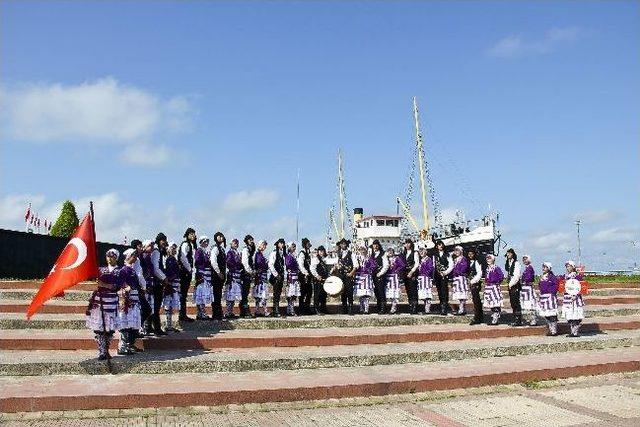 Dünya Samsun'u Halk Oyunları İle Tanıyacak