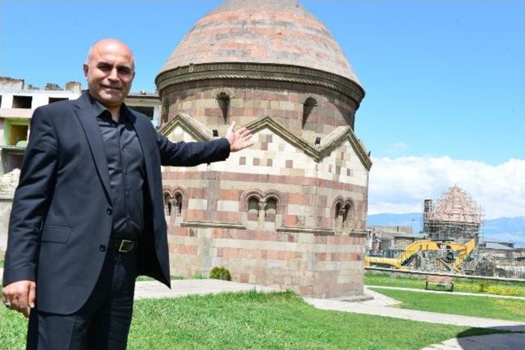 &Uuml;&ccedil; K&uuml;mbetler Projesi İle; &ldquo;erzurum&rsquo;dan D&uuml;nyaya Yeni Bir Pencere A&ccedil;ılıyor&rdquo;
