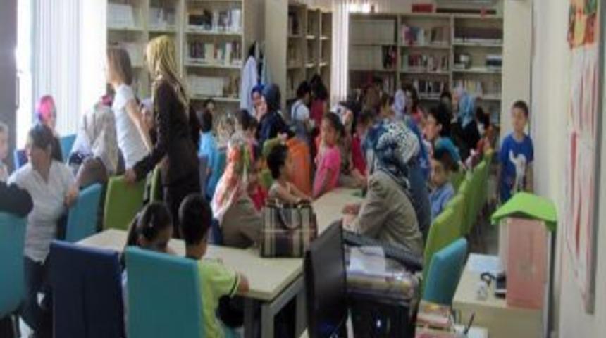 Bilgievlerinden Hem &Ouml;ğrencileri Hem Velileri Faydalandırıyor