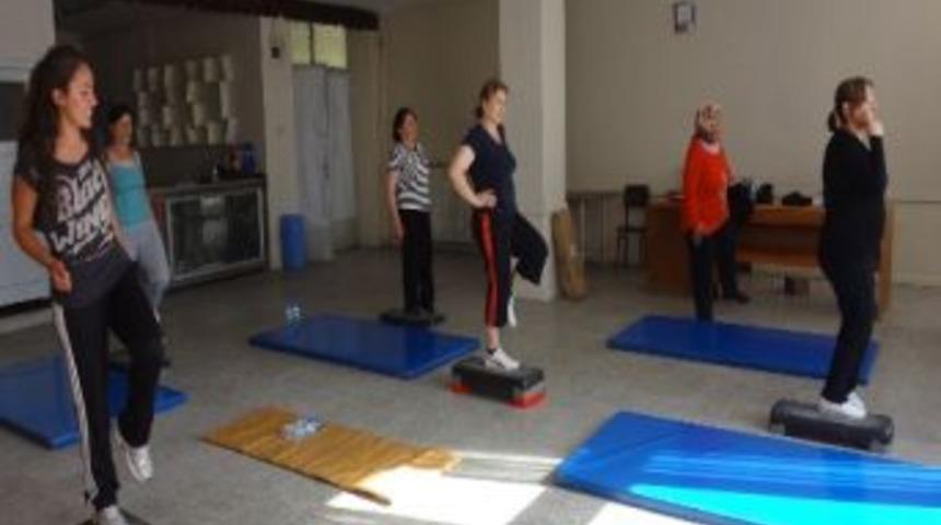 Tavşanlı'da Jimnastik Kursu