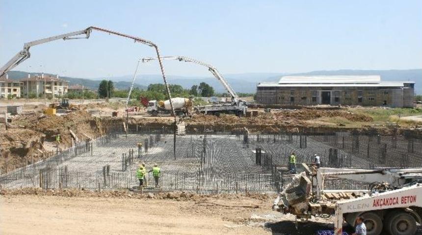 İki Kurum Bir Binada