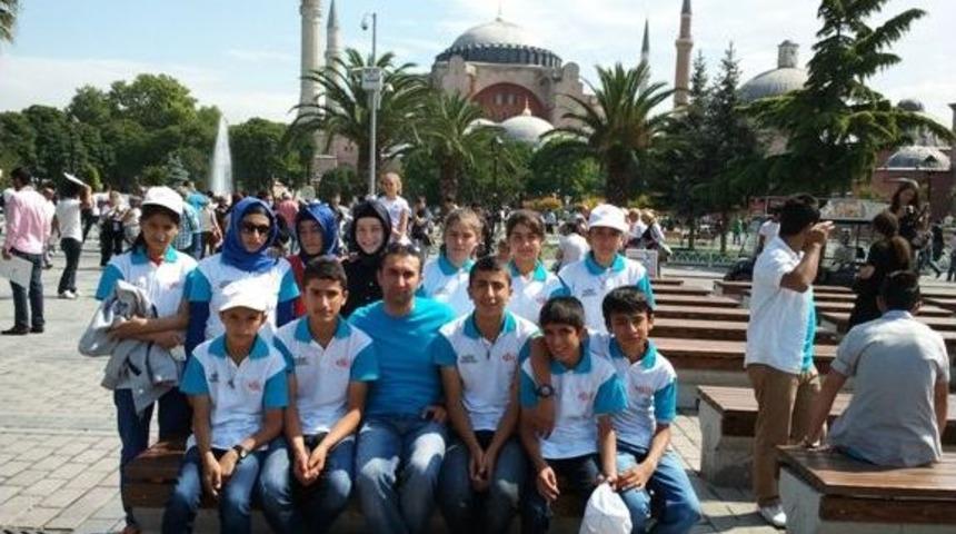 Hasankeyf&rsquo;ten 70 Kişi &Ccedil;anakkale Gezisine Katıldı