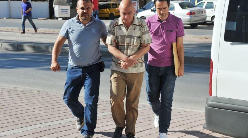 Antalya&rsquo;da Uyuşturucu Operasyonu: 20 G&ouml;zaltı