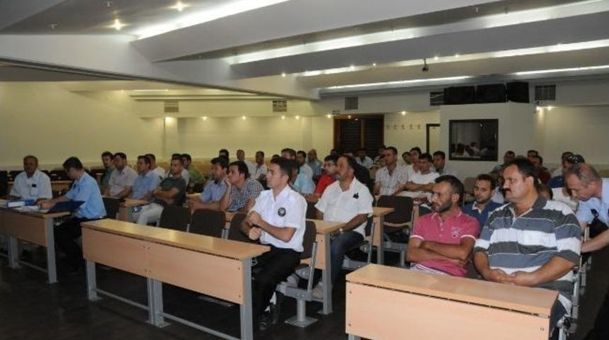 Manisa&rsquo;da Halk Otob&uuml;s&uuml; Şof&ouml;rlerine Bilgilendirme Semineri