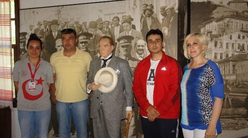 Türk Ocağı Binası, Ziyaretçi Akınına Uğrayacak