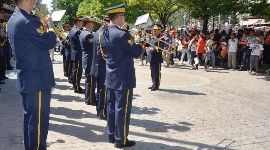 Eskişehir'de Askeri Bando Takımı Konseri