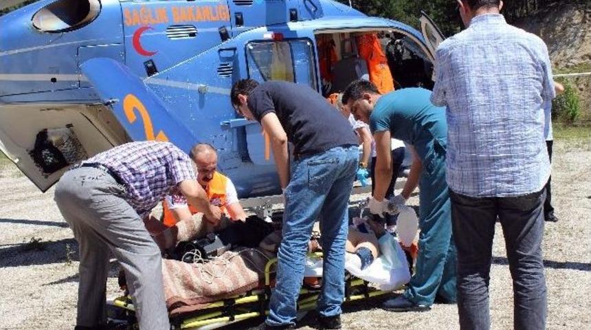 Cide&rsquo;de Trafik Kazası: 1 Ağır Yaralı