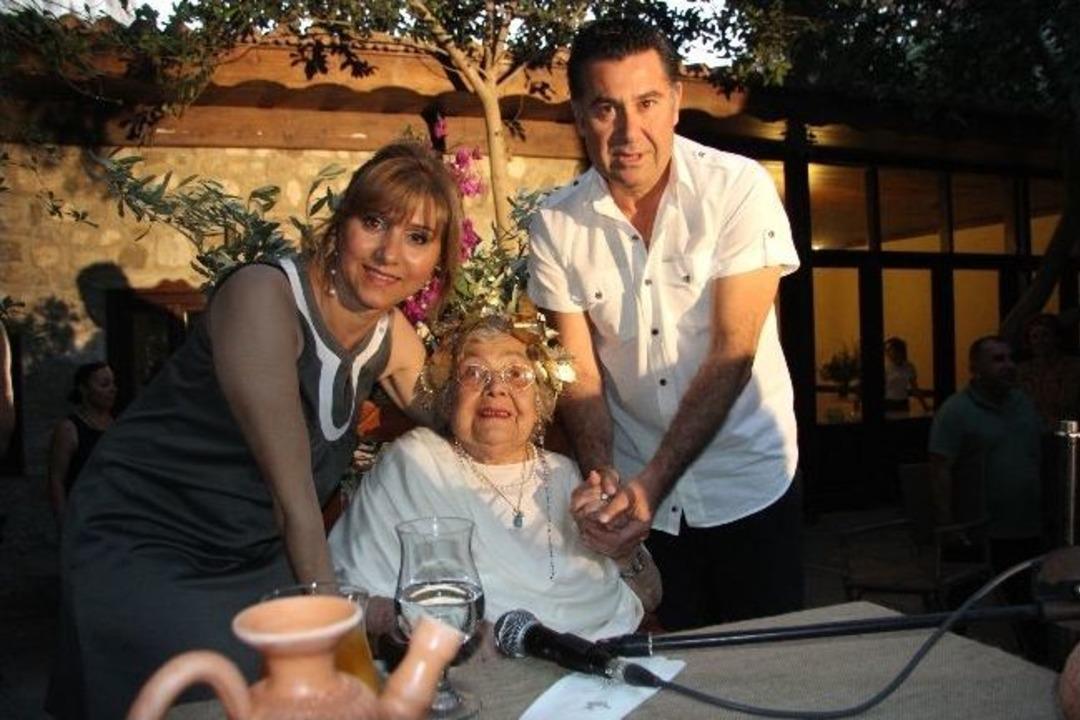 Muazzez İlmiye &Ccedil;ığ, 100'&uuml;nc&uuml; Doğum G&uuml;n&uuml;n&uuml; Bereket Bayramı Kutlandı