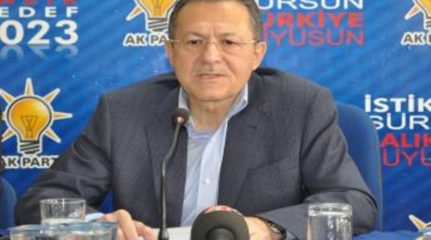 AK Partili Uğur'dan Kendisini M&uuml;ft&uuml; Karısı Olarak Tanıtan CHP'li Kadına Tepki