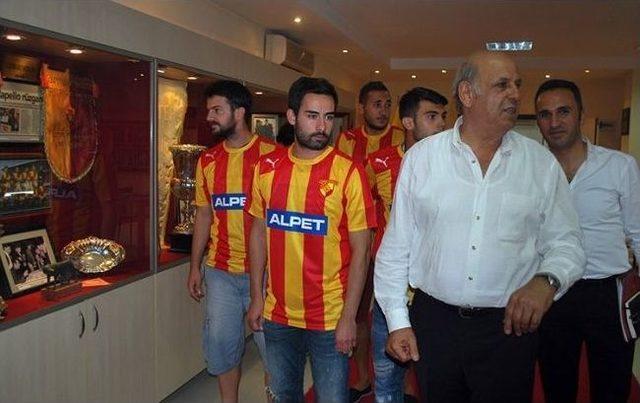 Göztepe'de Dış Transferde 5 İmza Birden