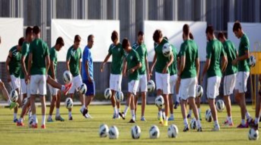 Bursaspor Yeni Sezon Hazırlıklarını S&uuml;rd&uuml;rd&uuml;