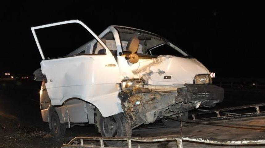 Bafra&rsquo;da Kaza: 3 Yaralı