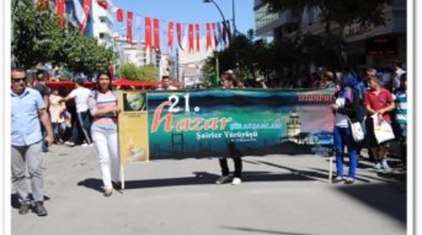 Şairler Y&uuml;r&uuml;y&uuml;ş&uuml; Ger&ccedil;ekleştirildi