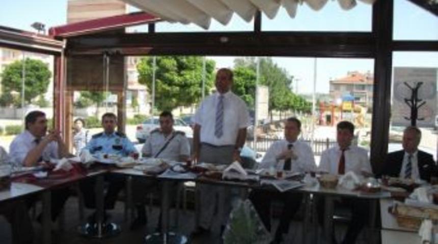 Kaymakam Kolsuz, Daire M&uuml;d&uuml;rleri Ve Muhtarlarla Bir Araya Geldi