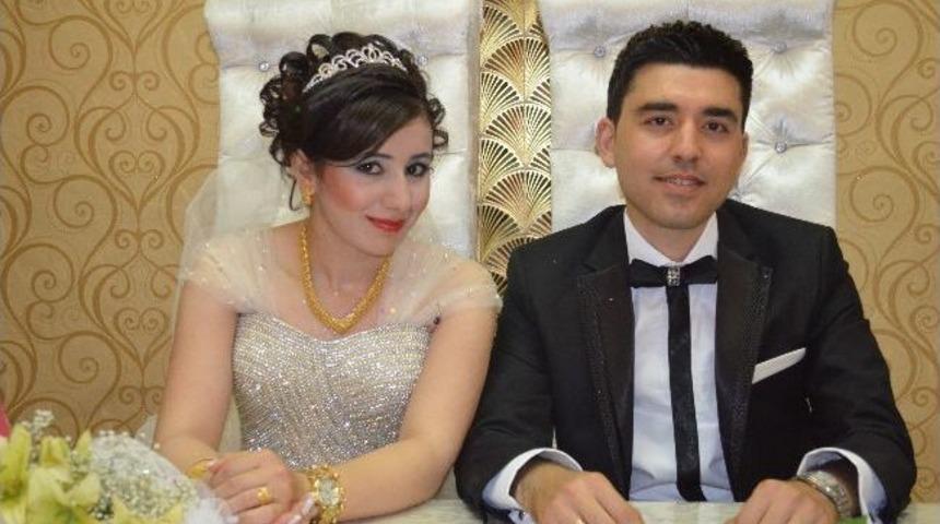 Gazeteci Yarımdağ, D&uuml;nya Evine Girdi