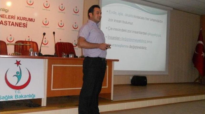 7 Aralık &Uuml;niversitesi&rsquo;nden Hastane Personeline Hizmet İ&ccedil;i Eğitim