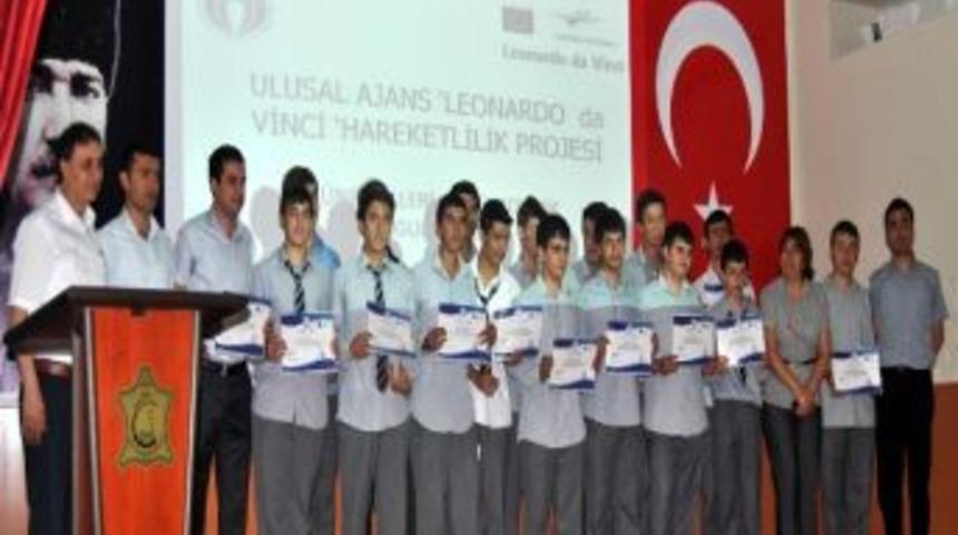 &Ouml;ğrenciler Yurda D&ouml;nd&uuml;