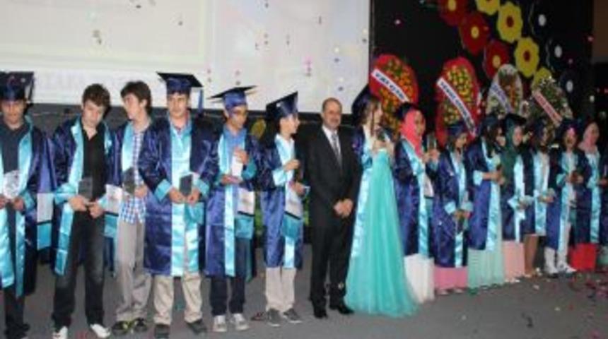 &Ouml;zel G&uuml;zide Hanım Ortaokulu, 14. D&ouml;nem Mezunlarını Uğurladı