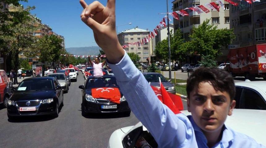 Bah&ccedil;eli, Erzurum'a Geldi