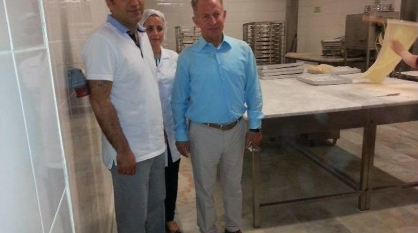 Ege-koop Genel Başkanı H&uuml;seyin Aslan&rsquo;dan Egesini Ve Egeb&ouml;rek Firmasına Ziyaret