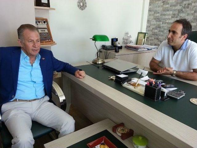 Ege-koop Genel Başkanı Hüseyin Aslan’dan Egesini Ve Egebörek Firmasına Ziyaret