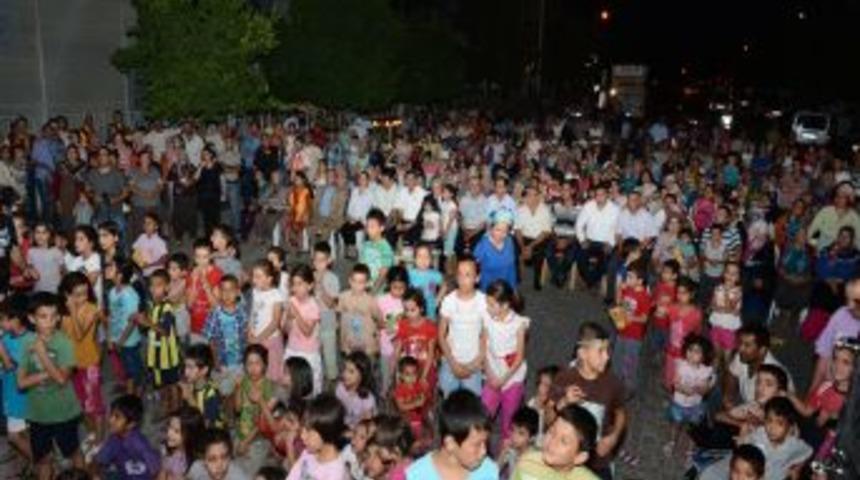 Sanat TIR&rsquo;ının Ilk Durağı Sarı&ccedil;am Oldu