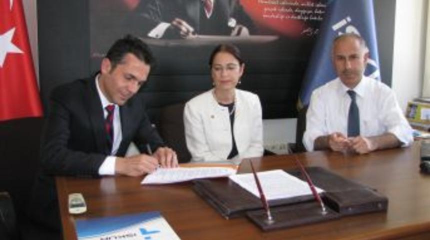 Dijit&uuml;rk, Sakarya'da Kuracağı &Ccedil;ağrı Merkezine 500 Kişi Alacak