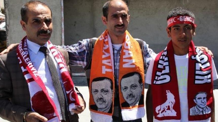 Erzurum'da Mhp&rsquo;li Ve Ak Partililer Dost&ccedil;a Miting Saatlerini Bekliyor