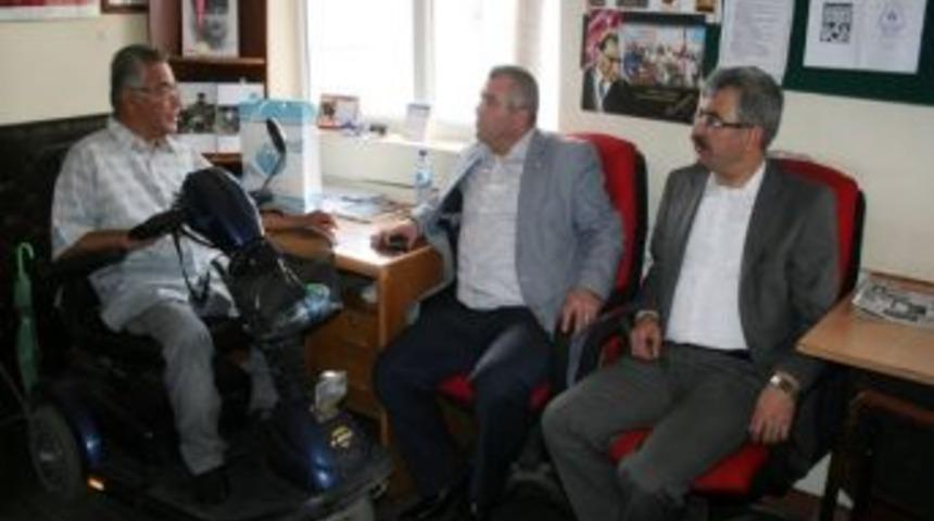 Boz&uuml;y&uuml;k Tso'dan Engelliler Derneği'ne Ziyaret