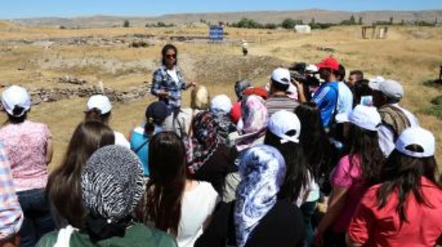 Tarihle Tanışma Yolculuğu Başladı