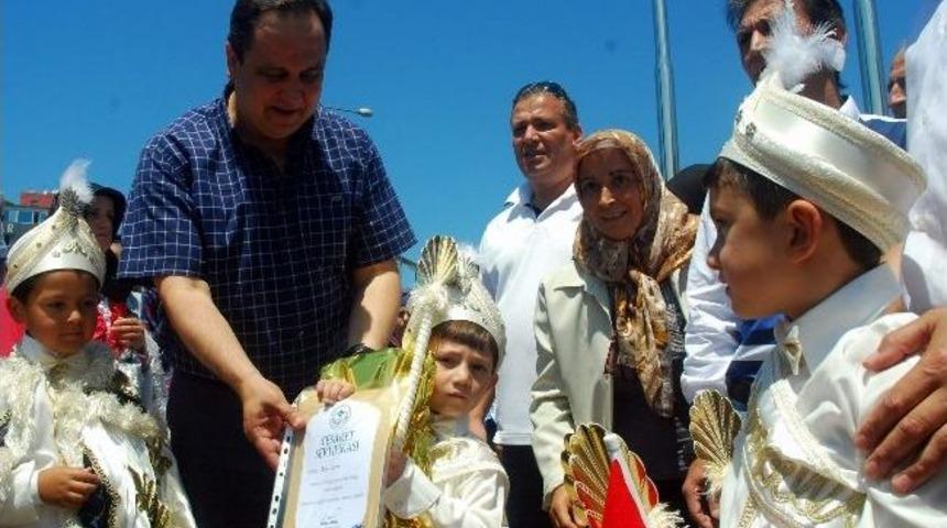 S&uuml;nnet &Ccedil;ocuklarına &ldquo;&uuml;st&uuml;n Cesaret&rdquo; Sertifikası