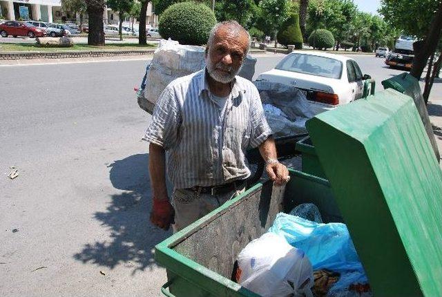 Süleyman Amca’nın Hayata Olan Sevgisi Görenleri Şaşırtıyor