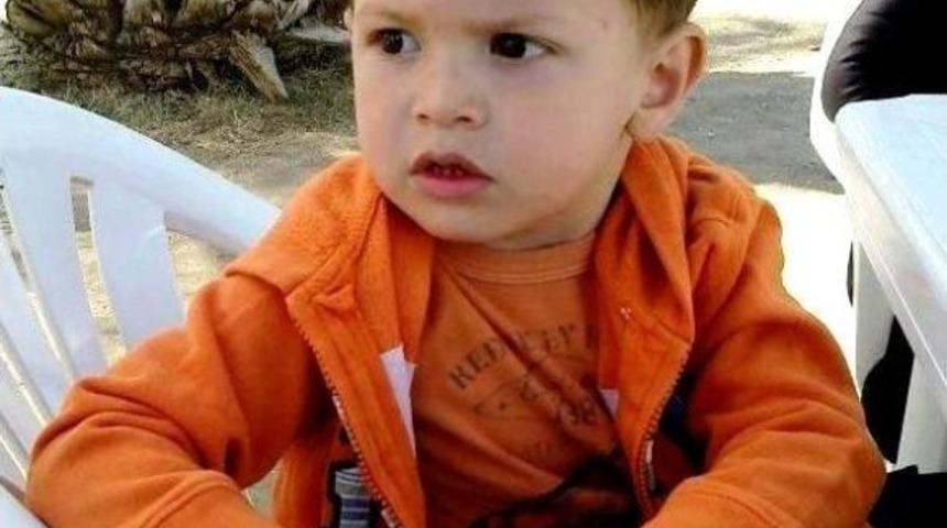 Sarıg&ouml;l, Kazada &Ouml;len Baba İle Oğluna Ağladı