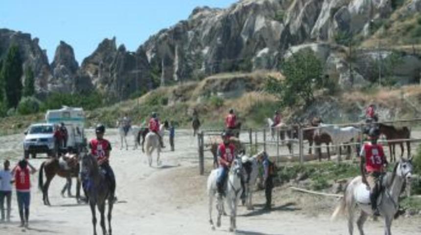 Kapadokya'da Atlı Dayanıklılık Yaz Kupası Yarışmaları Başladı