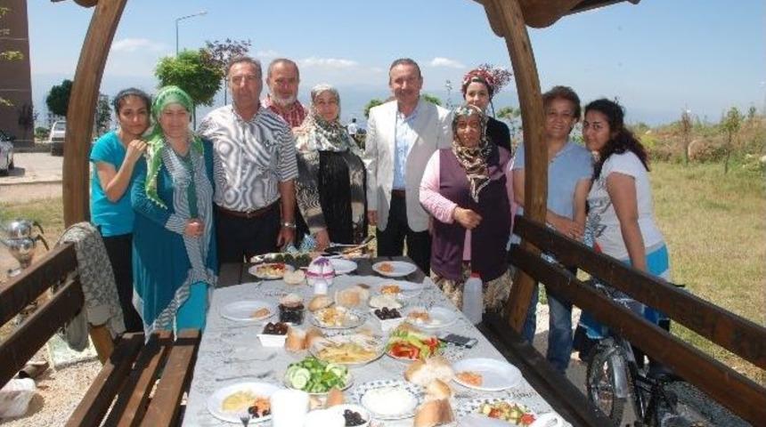 Arızlı&rsquo;da &Ccedil;ay Sohbeti