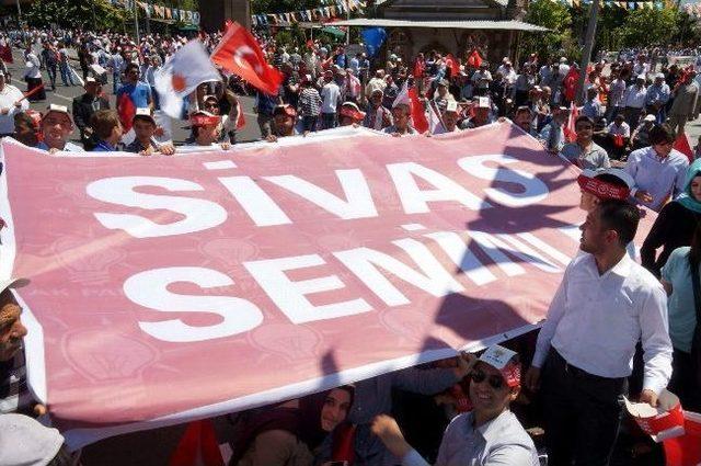 Ak Parti Sivas İl Teşkilatı Kayseri’ye Çıkarma Yaptı