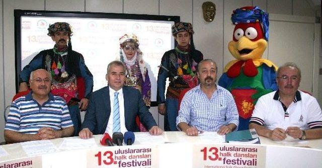 Denizli'de Halk Oyunları Festivali Başlıyor