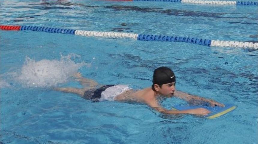 Nilüfer’de Yaz Spor Okulları Açıldı