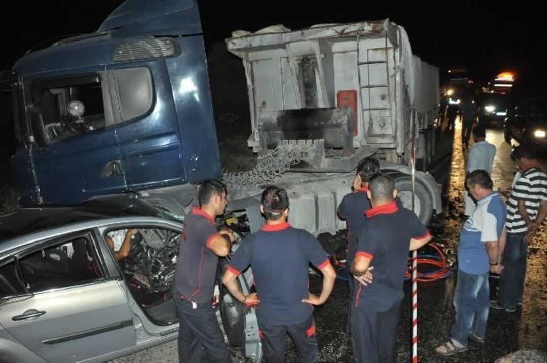 Milas&rsquo;ta Trafik Kazası; 2 &Ouml;l&uuml;